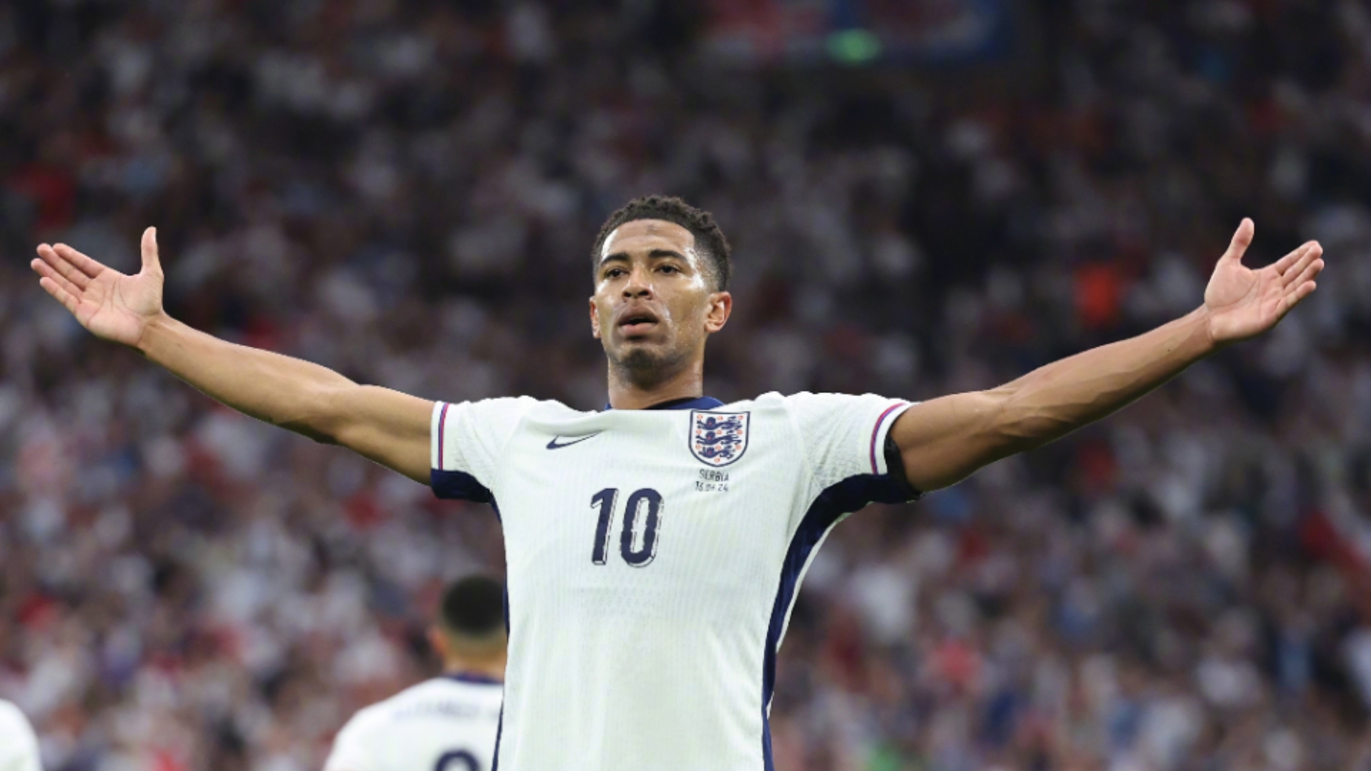 皇马今日提交财报：上赛季收入超11亿欧元，连续25年盈利（皇马发布最新财报：上赛季营收突破11亿欧元，已连续25年实现盈利）