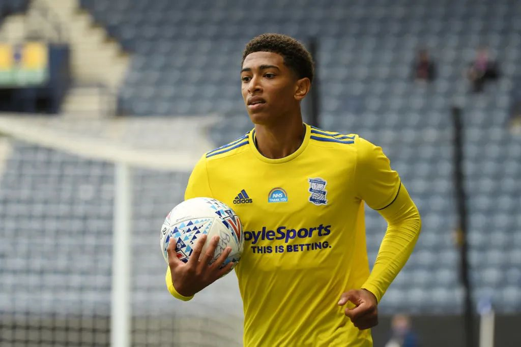 TyC名记：皇马已经告知尼科-帕斯，他们想在冬窗将其回购（TyC记者：皇马已通知尼科-帕斯，计划在冬窗启动回购）