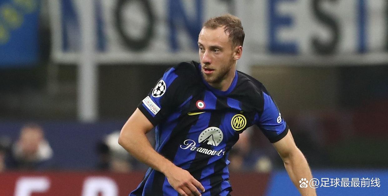 德转33岁+球员身价前10：萨拉赫4500万第1，梅西第7，C罗第9