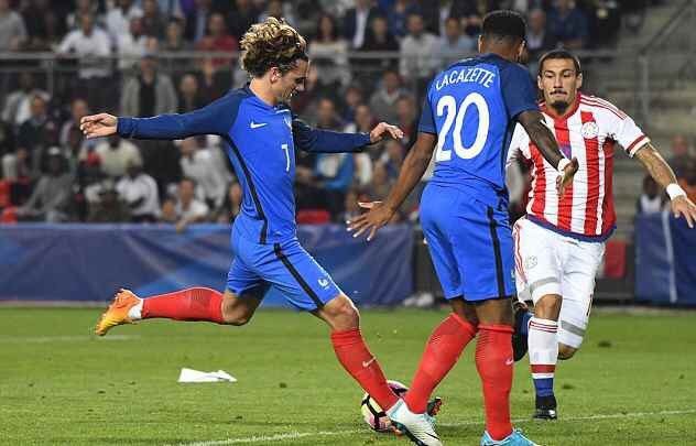 爆冷！世界亚军3人出局，张本智和2人崩盘，1位16岁少女能掀翻国乒霸权吗？（冷门频出：三位世界亚军出局，张本智和等两人崩盘，16岁少女能撼动国乒统治？）