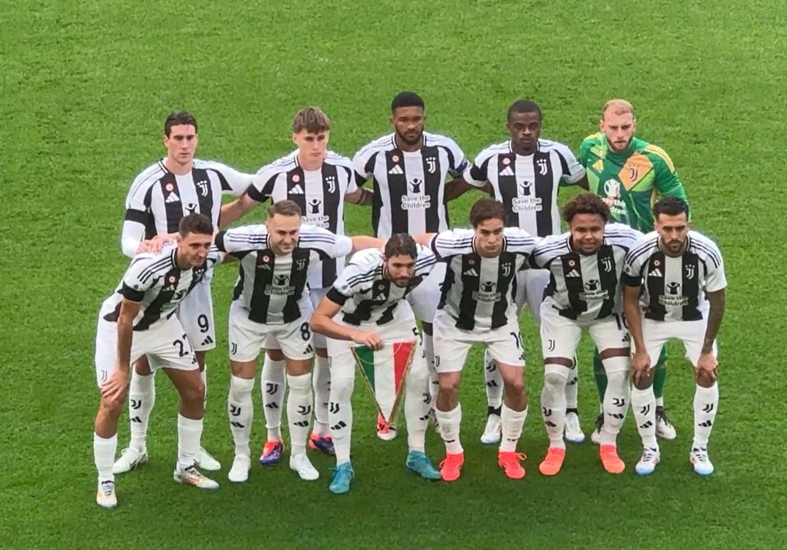 米体：姆希塔良已经恢复合练，可能在本周末复出踢比萨（米体：姆希塔良已回归合练，有望本周末复出对阵比萨）