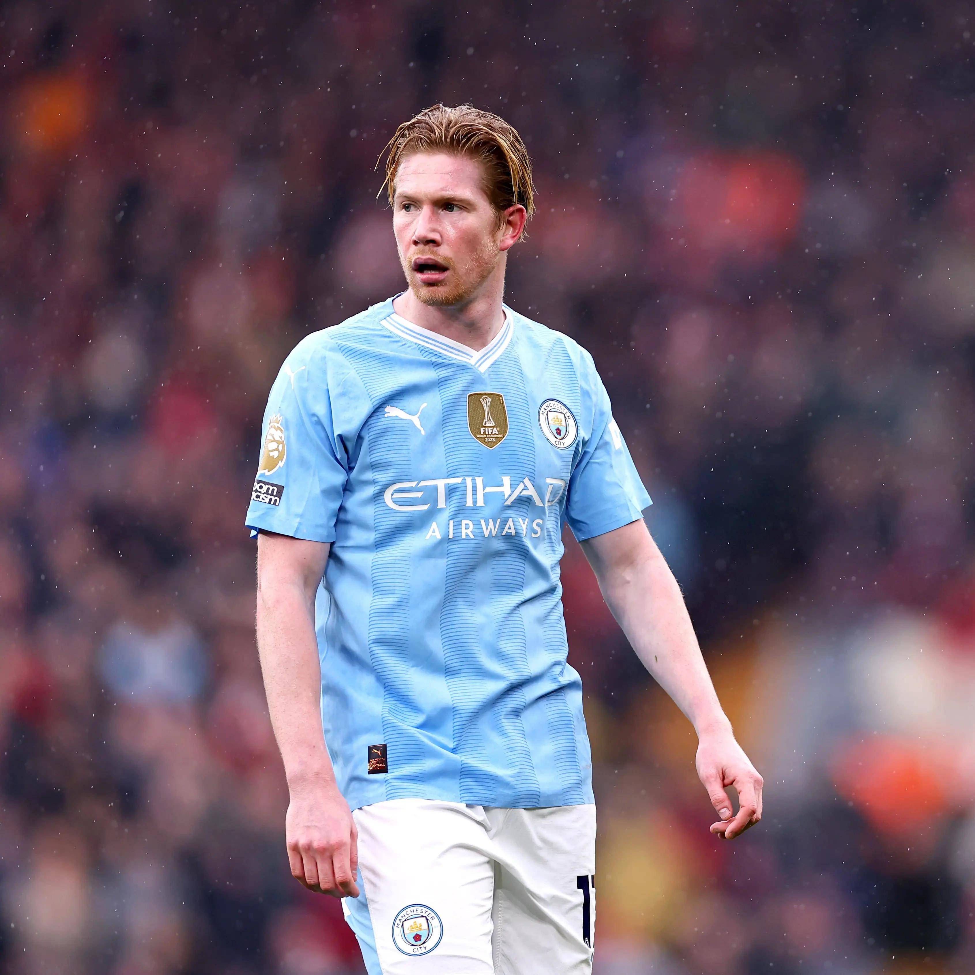 日职联战报：江坂任、卢考破门，冈山绿雉2-1战胜清水心跳（J联赛战报：江坂任与卢考建功，冈山绿雉2-1力克清水心跳）