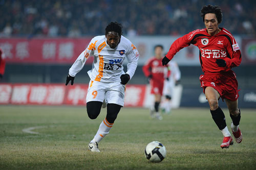 斯科尔斯：梅努需要离开 不理解俱乐部允许阿莫林这样对待他（斯科尔斯：梅努该走了，难以理解俱乐部纵容阿莫林如此对他）