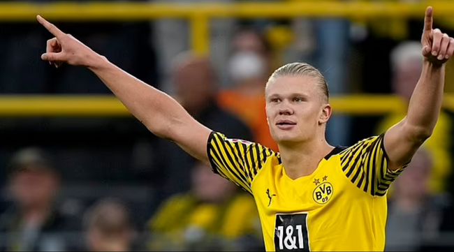 弗里克：亚马尔被换下后不高兴？很多球员都这样（弗里克谈亚马尔换下不悦：球员常有此反应）