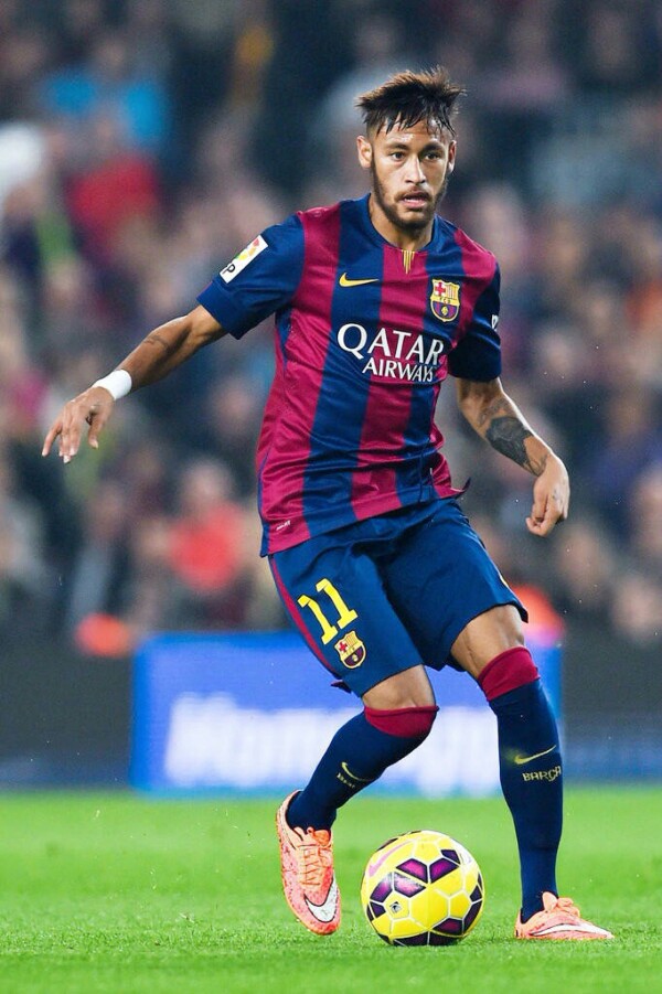 萨内谈离开拜仁原因：不全是因为钱，加拉塔萨雷的目标很远大（萨内澄清离队动机：非唯金钱，更因加拉塔萨雷的远大雄心）