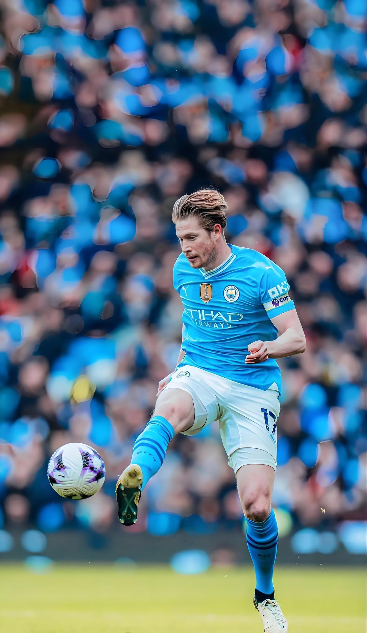 穆勒：30%时间在体验温哥华这座美丽的城市，明年肯定留下（穆勒：将三成时间用于感受温哥华之美，明年确定继续留在这座城市）