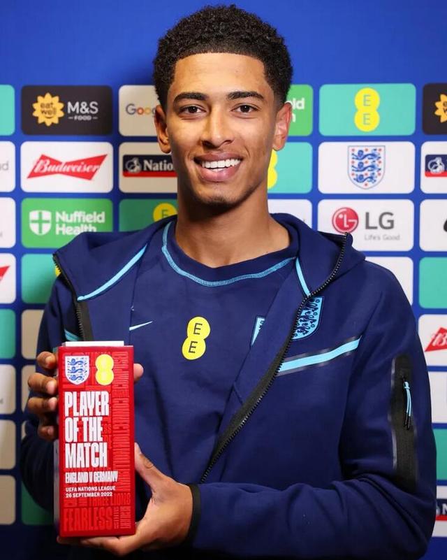 这场比赛，值得反复回看（这场比赛，值得一看再看）