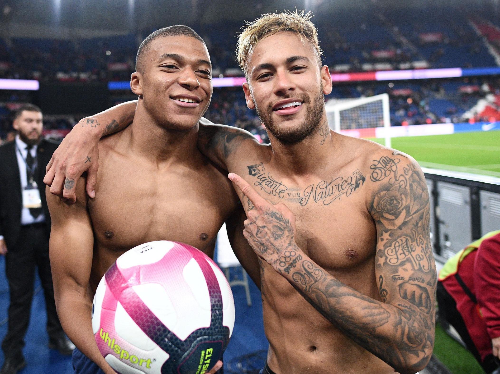 云南国土资源职业学院代表队在云南省“勤锻炼”校园街舞联赛总决赛中获佳绩（在云南省“勤锻炼”校园街舞联赛总决赛上，云南国土资源职业学院代表队喜获佳绩）