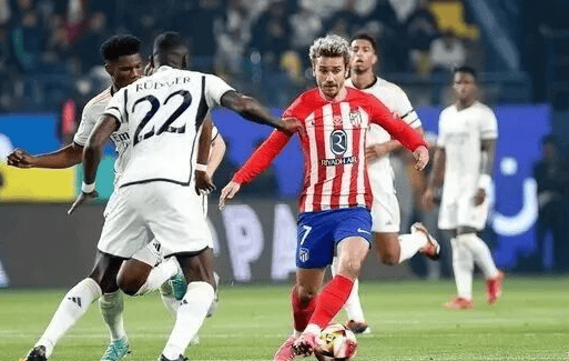 世俱杯夺冠赔率：巴黎1赔2.37领跑 皇马紧追（世俱杯夺冠赔率更新：巴黎2.37倍领衔 皇马紧追不舍）