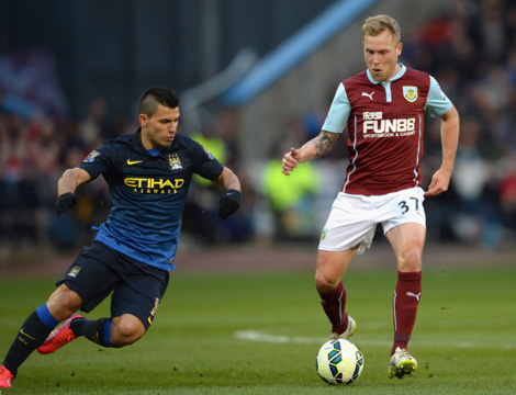 英媒：萨拉赫不太可能会在本周末对布莱顿的联赛里出场（英媒称：萨拉赫大概率无缘本周末对阵布莱顿的联赛）